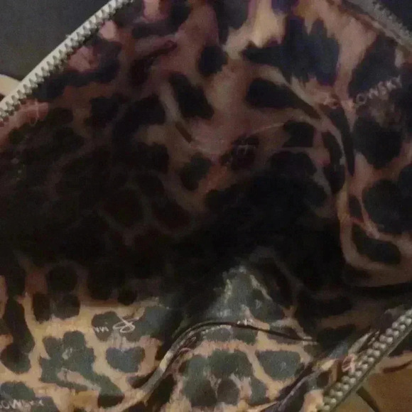 B Makowsky leather purse dark tan - Picture 6 of 11